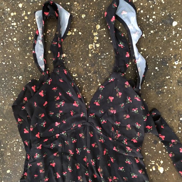 RESA Jilly Jumpsuit Napa Floral Tied Back Black Red - Picture 5 of 7